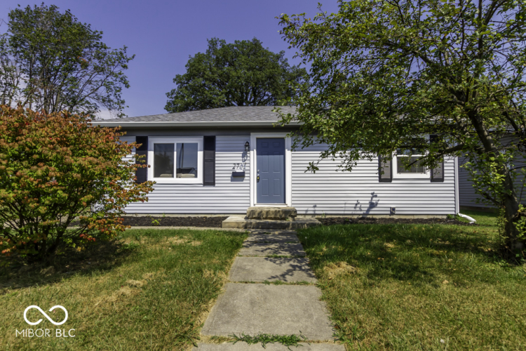 2738 W 18th Street Anderson, IN 46011 | MLS 22000373