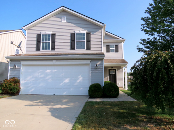 2482  Middle View Drive Columbus, IN 47201 | MLS 22000586