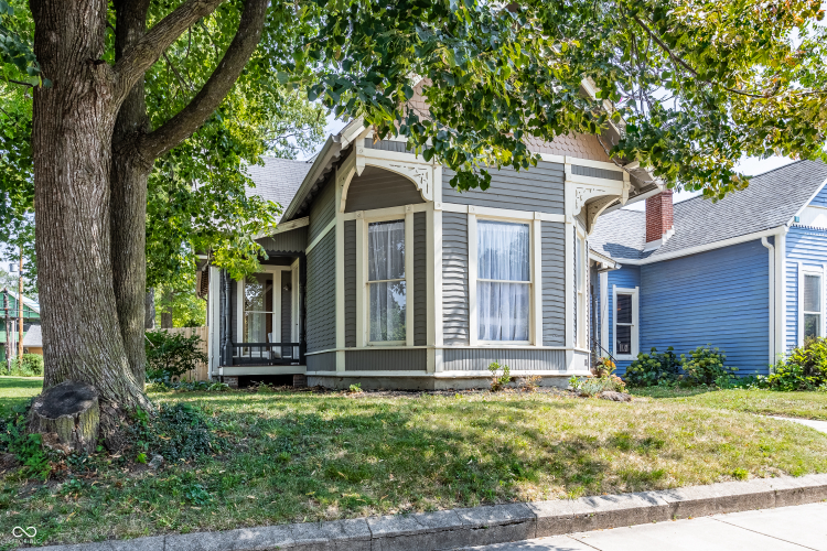 Listing Image 3