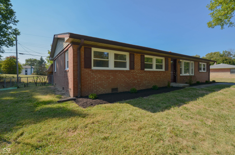 7224  Rose Drive Indianapolis, IN 46227 | MLS 22001385