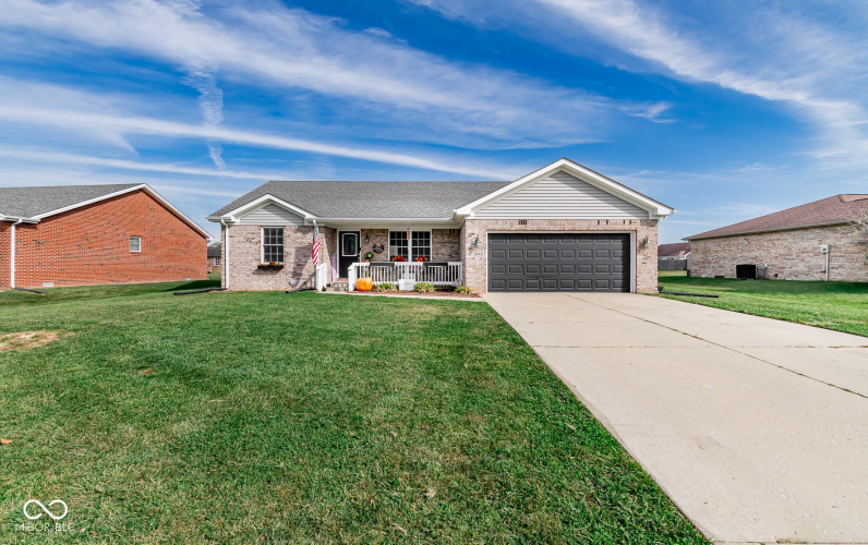 1905  Gaynell Drive Seymour, IN 47274 | MLS 22001453