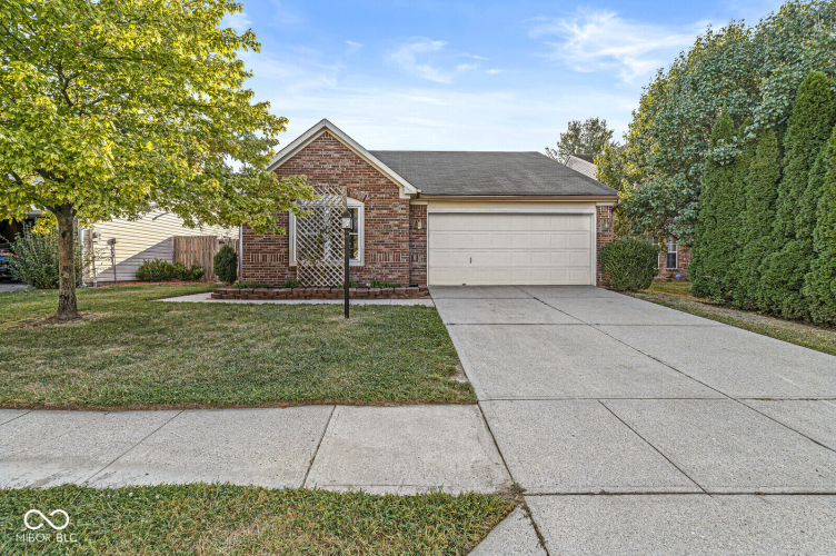 5637  Orchardgrass Lane Indianapolis, IN 46254 | MLS 22001716