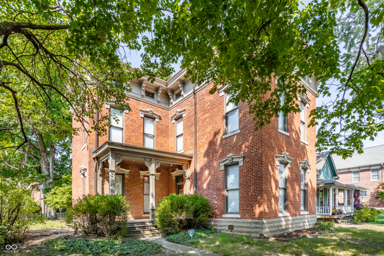 902  Broadway Street Indianapolis, IN 46202 | MLS 22001881