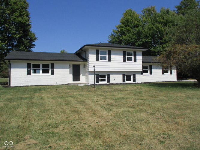 42 W 300  Crawfordsville, IN 47933 | MLS 22001902