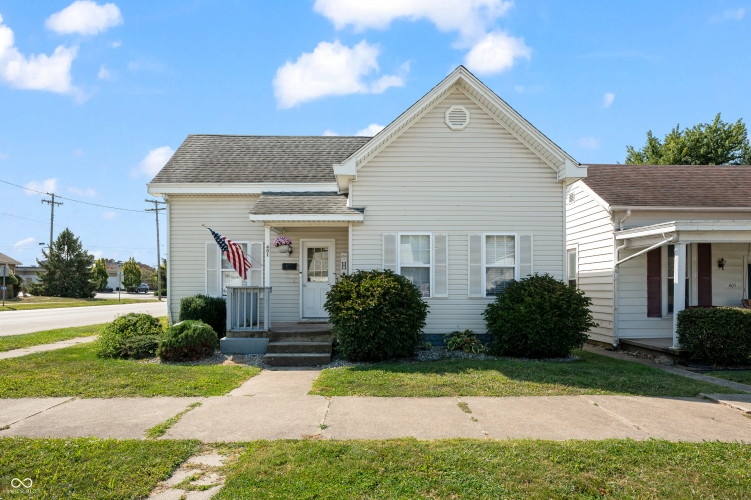 401 W Washington Street Greensburg, IN 47240 | MLS 22002258