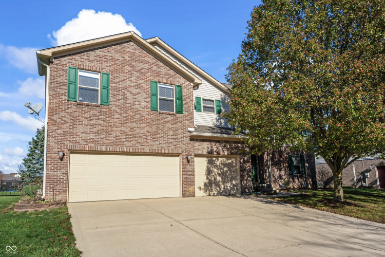 11716  Crab Apple Road Indianapolis, IN 46239 | MLS 22002687