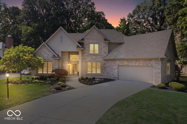 9818  Woodlands Drive Fishers, IN 46037 | MLS 22002704