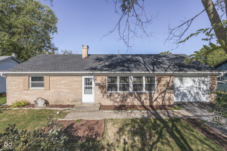 107  Brunswick Drive Greenwood, IN 46143 | MLS 22002719