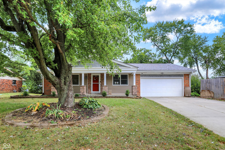 8042  Lockwood Lane Indianapolis, IN 46217 | MLS 22003341