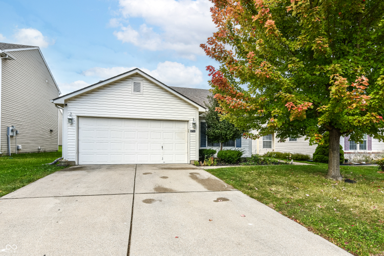 10504  Secretariat Drive Indianapolis, IN 46234 | MLS 22003356