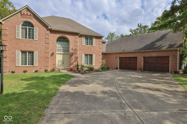 9105  Promontory Road Indianapolis, IN 46236 | MLS 22003402