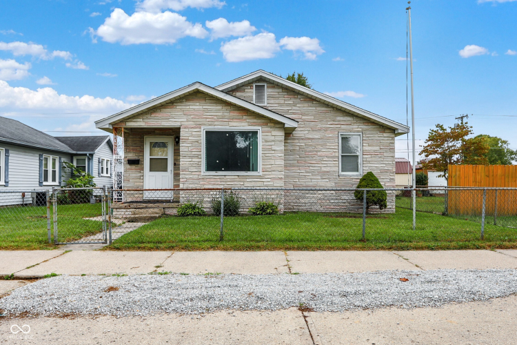 2715 S A Street Elwood, IN 46036 | MLS 22003411