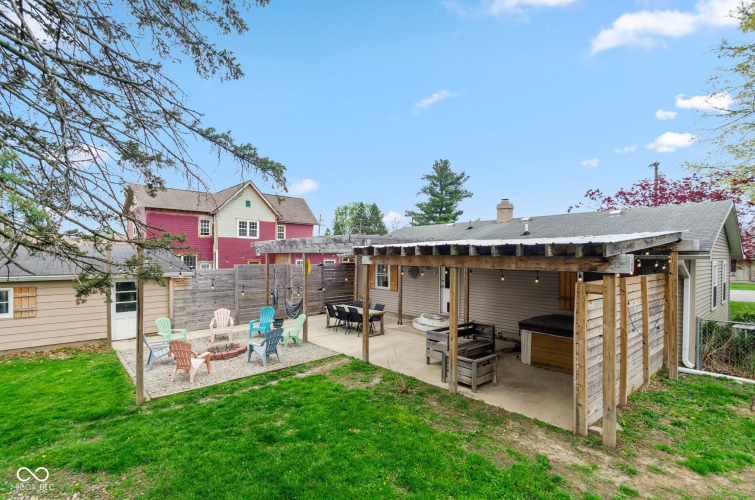 Listing Image 19
