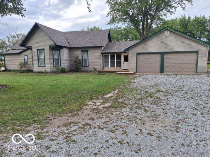 4342 N State Rd 9  Shelbyville, IN 46176 | MLS 22003683