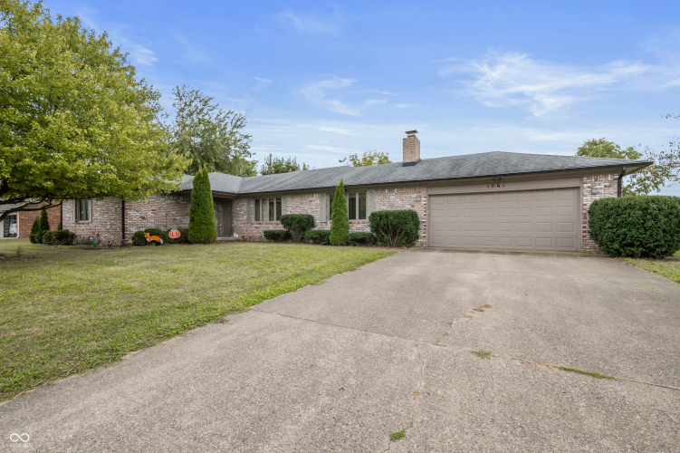 1061  Saint Paul Street Shelbyville, IN 46176 | MLS 22003961