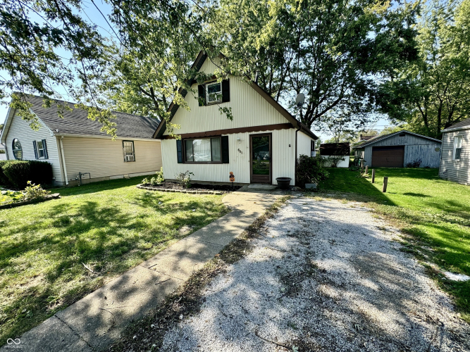 601 S Grace Avenue Crawfordsville, IN 47933 | MLS 22004772