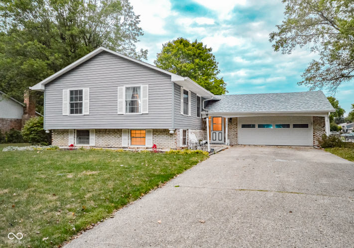 4022 E Stop 10 Road Indianapolis, IN 46237 | MLS 22004815