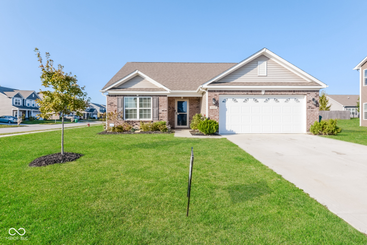 8112  Coreopsis Drive Plainfield, IN 46168 | MLS 22004839