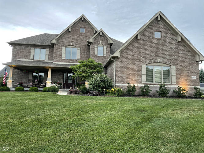 1737  Golden Field Drive Greenwood, IN 46143 | MLS 22004840