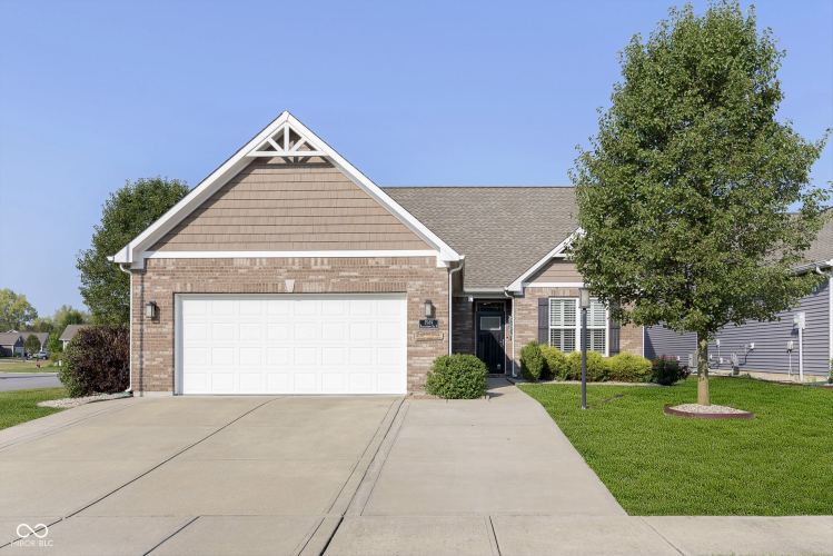 1589  Blackthorne Trail Plainfield, IN 46168 | MLS 22004895