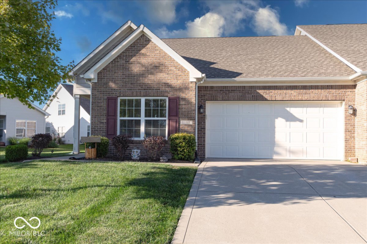 1162  Meadowlark Drive Greenwood, IN 46143 | MLS 22005178