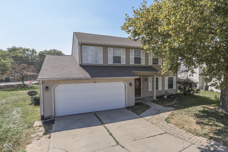 6214  Weller Circle Indianapolis, IN 46268 | MLS 22005296