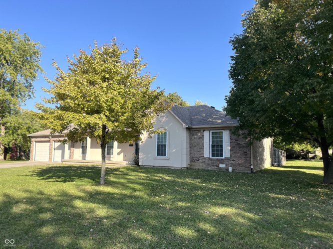 2010  Declaration Drive Greenfield, IN 46140 | MLS 22005710