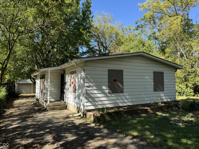 1946 N Riley Avenue Indianapolis, IN 46218 | MLS 22005784