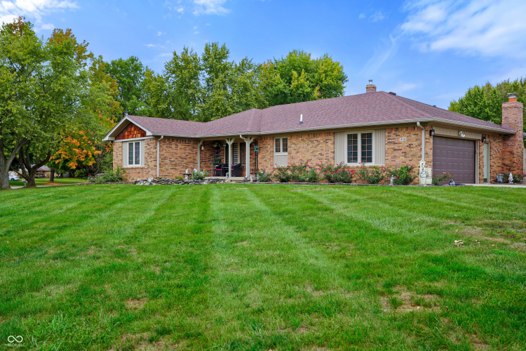 4110  Rolling Trails Road Greenwood, IN 46142 | MLS 22006557