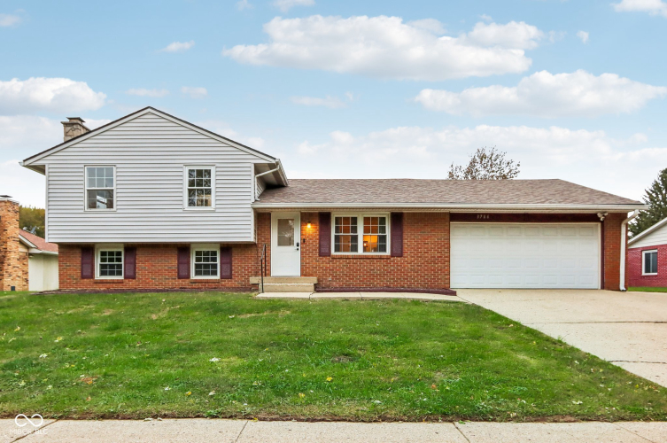 3706  Candy Cane Drive Indianapolis, IN 46227 | MLS 22006577