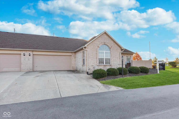 11658  Winding Wood Drive Indianapolis, IN 46235 | MLS 22006683