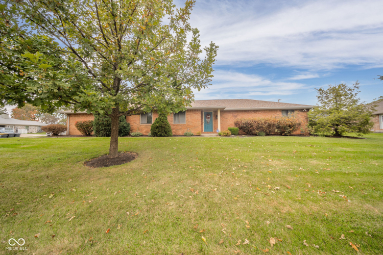 1216  Beechwood Drive Anderson, IN 46012 | MLS 22006700