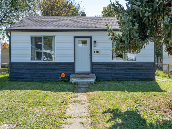 2049  Calhoun Street Indianapolis, IN 46203 | MLS 22006933