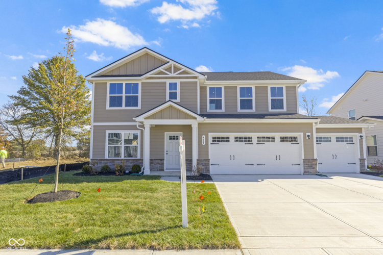 2211  Holiday Crk Drive Whitestown, IN 46075 | MLS 22006961