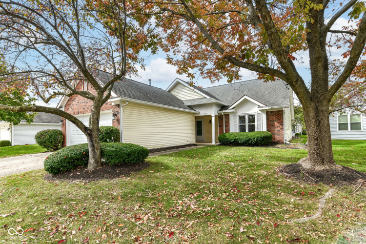 7358  Brackenwood Drive Indianapolis, IN 46260 | MLS 22007238