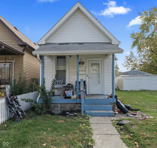 651  Division Street Indianapolis, IN 46221 | MLS 22007319