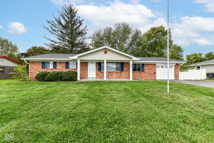 1326  Smokey Road Martinsville, IN 46151 | MLS 22007404