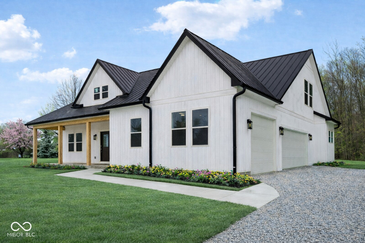 1618 N Molala Trail Greensburg, IN 47240