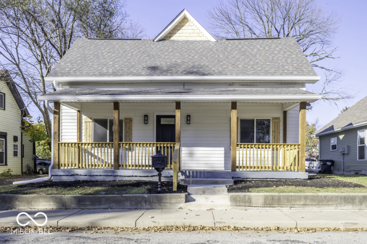 452 W Broadway Street Greenwood, IN 46142 | MLS 22007929