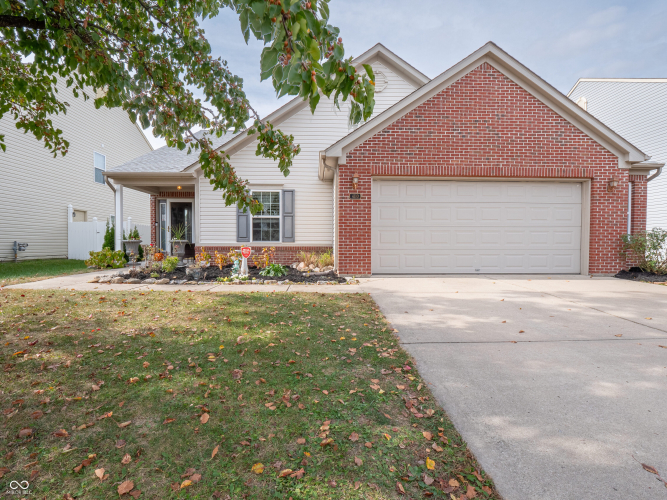 4110  Hennessey Drive Plainfield, IN 46168 | MLS 22007992