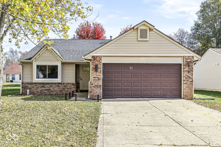 1418  Lynnwood Drive Anderson, IN 46012 | MLS 22008378