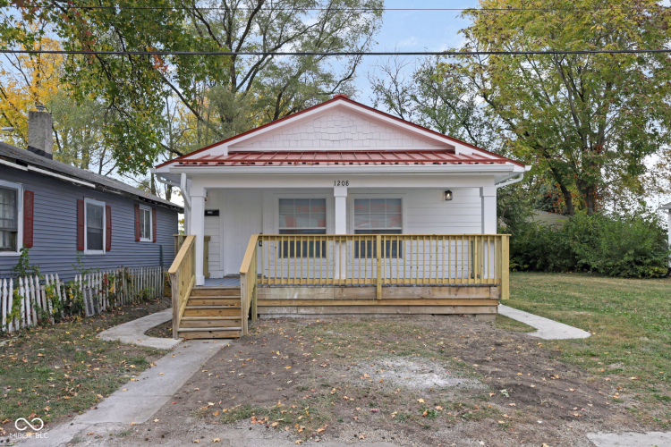 1208 W 18th Street Indianapolis, IN 46202 | MLS 22008543