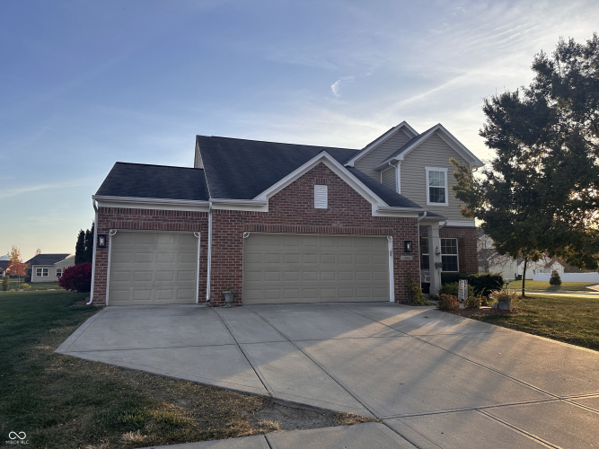 561  Stonehenge Way Brownsburg, IN 46112 | MLS 22008913