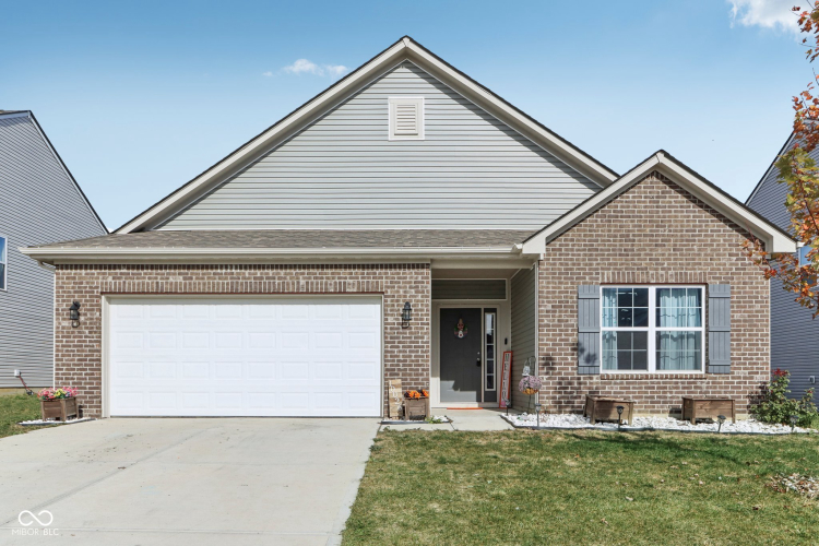 10026  Caprock Canyon Drive Indianapolis, IN 46229 | MLS 22009239