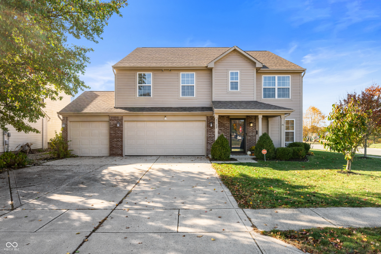 2102  St Clifford Drive Indianapolis, IN 46239 | MLS 22009241