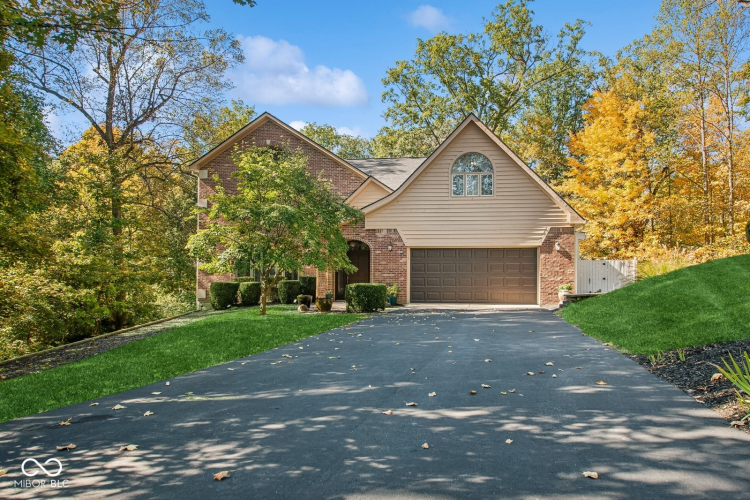 6902  Creekridge Trail Indianapolis, IN 46256 | MLS 22009309