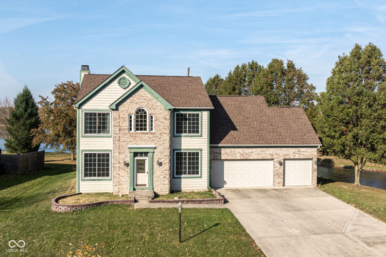 6264  Hollingsworth Drive Indianapolis, IN 46268 | MLS 22009340