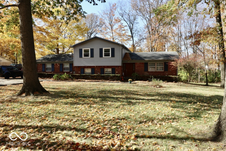 437 N Woodland Heights Drive Crawfordsville, IN 47933 | MLS 22009376