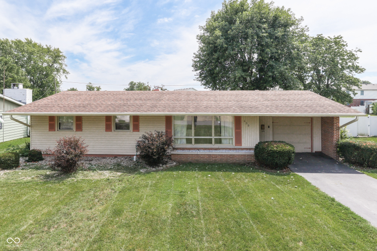 439 W Washington Street Martinsville, IN 46151 | MLS 22009575