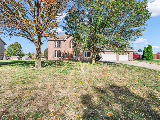 1176  Waterford Drive Avon, IN 46123 | MLS 22009638